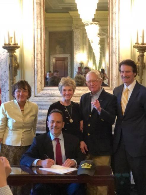 31154285_10216092200840599_4468673246287243235_n