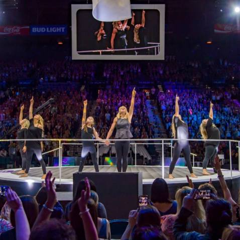 31223929_183516075624777_1829969029477957632_o